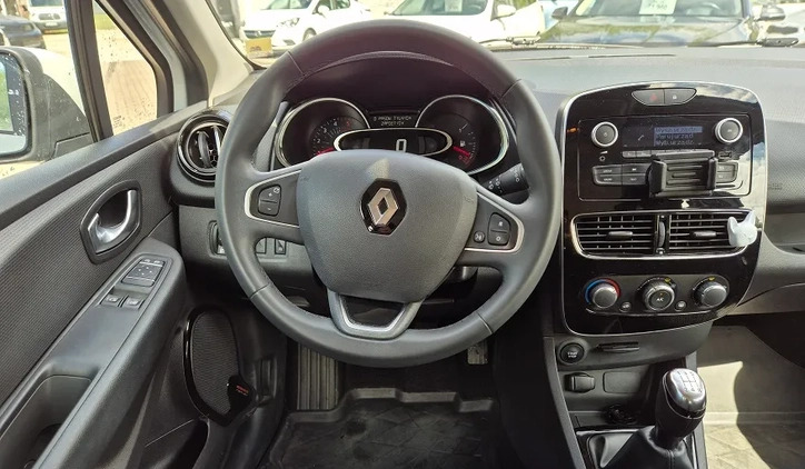 Renault Clio cena 41900 przebieg: 63125, rok produkcji 2019 z Siechnice małe 67